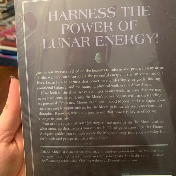 Anything Moon Book & Oracle collection - Picture 12 of 16